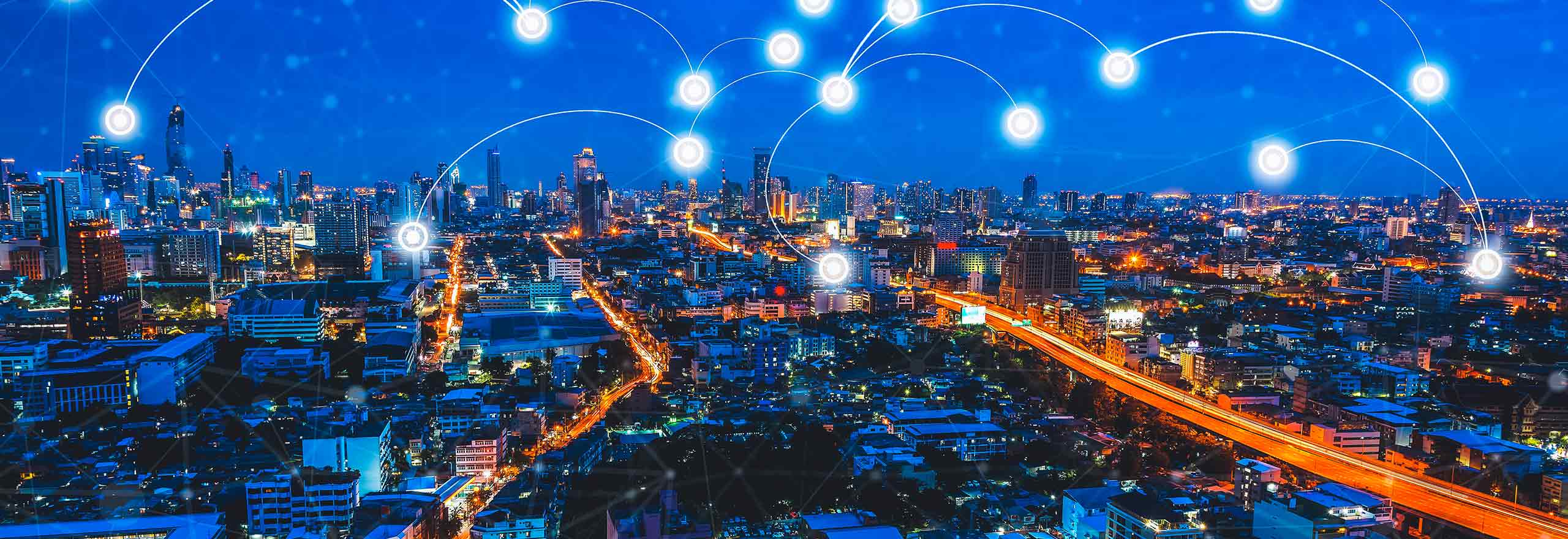 Tecnología de conexión en una ciudad inteligente
