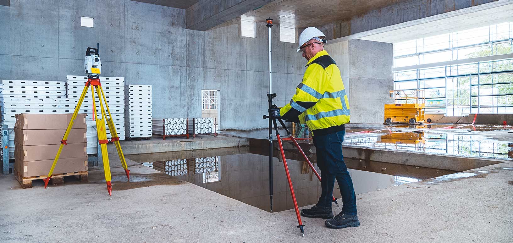 Leica iCON build iCR70 showcasing as-built documentation and verification capability