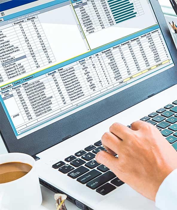 Man typing on laptop