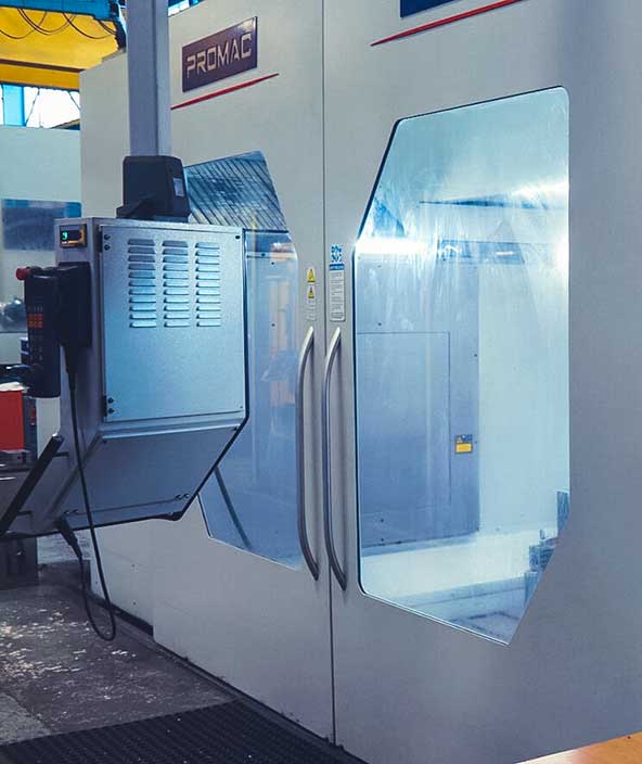 Eine Werkzeugmaschineneinrichtung bei Petford Tools mit Hexagon-Produktionssoftwarelösungen einschließlich CNC-Simulation 