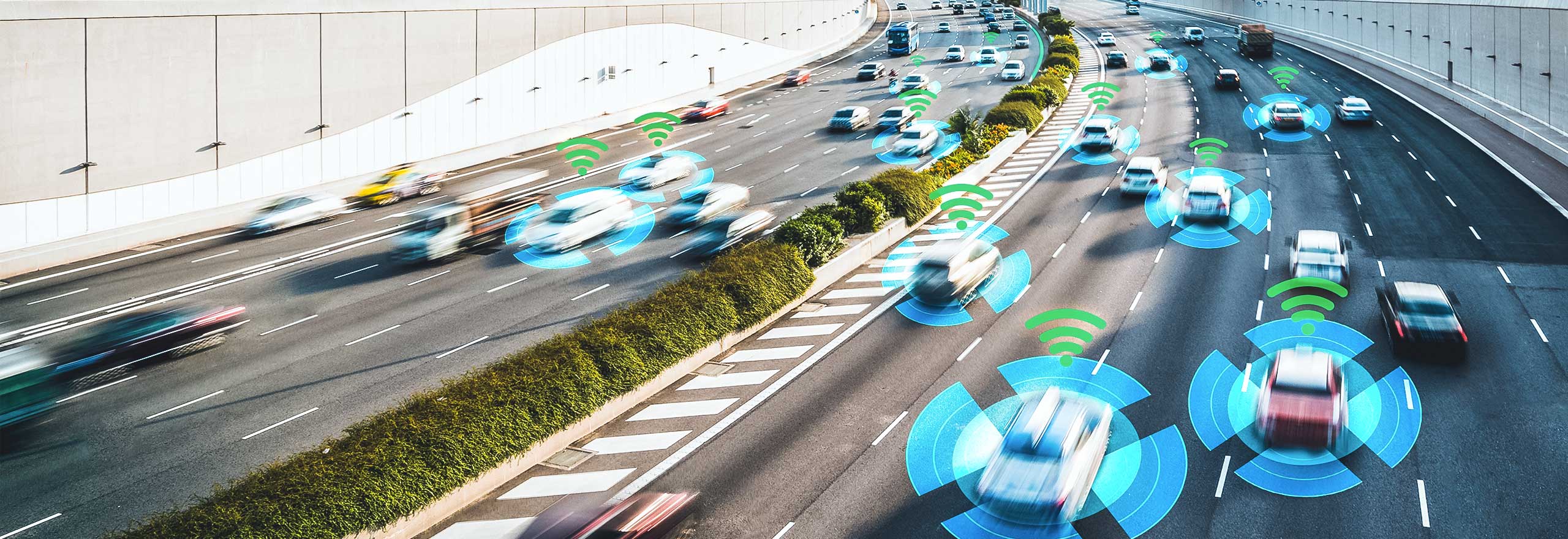 Coches en una autopista analizados por las soluciones de percepción de vehículos autónomos de Hexagon