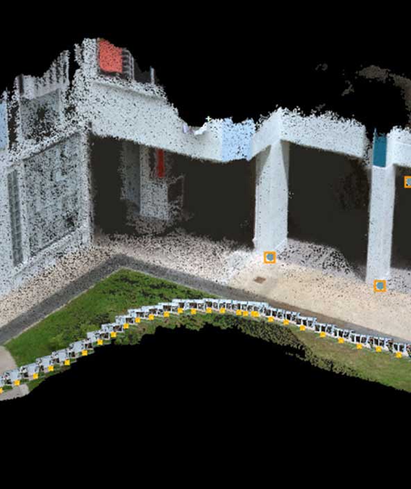 Infinity point cloud image of the front of a house