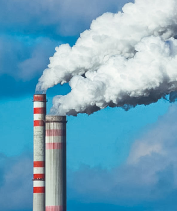 Gros plan sur les émissions de fumée d’une usine