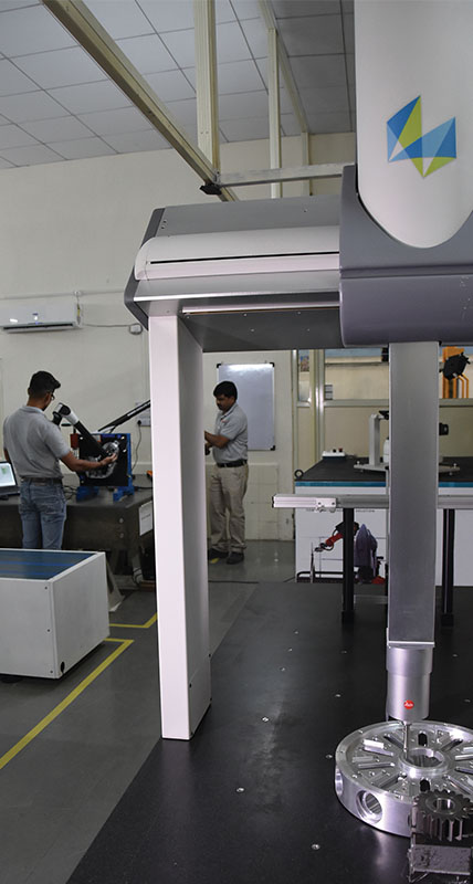 Metrolab_GLOBAL with Leitz head_Absolute Arms in background_428x800
