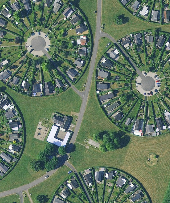 Imagerie aérienne de la ville-jardin au Danemark