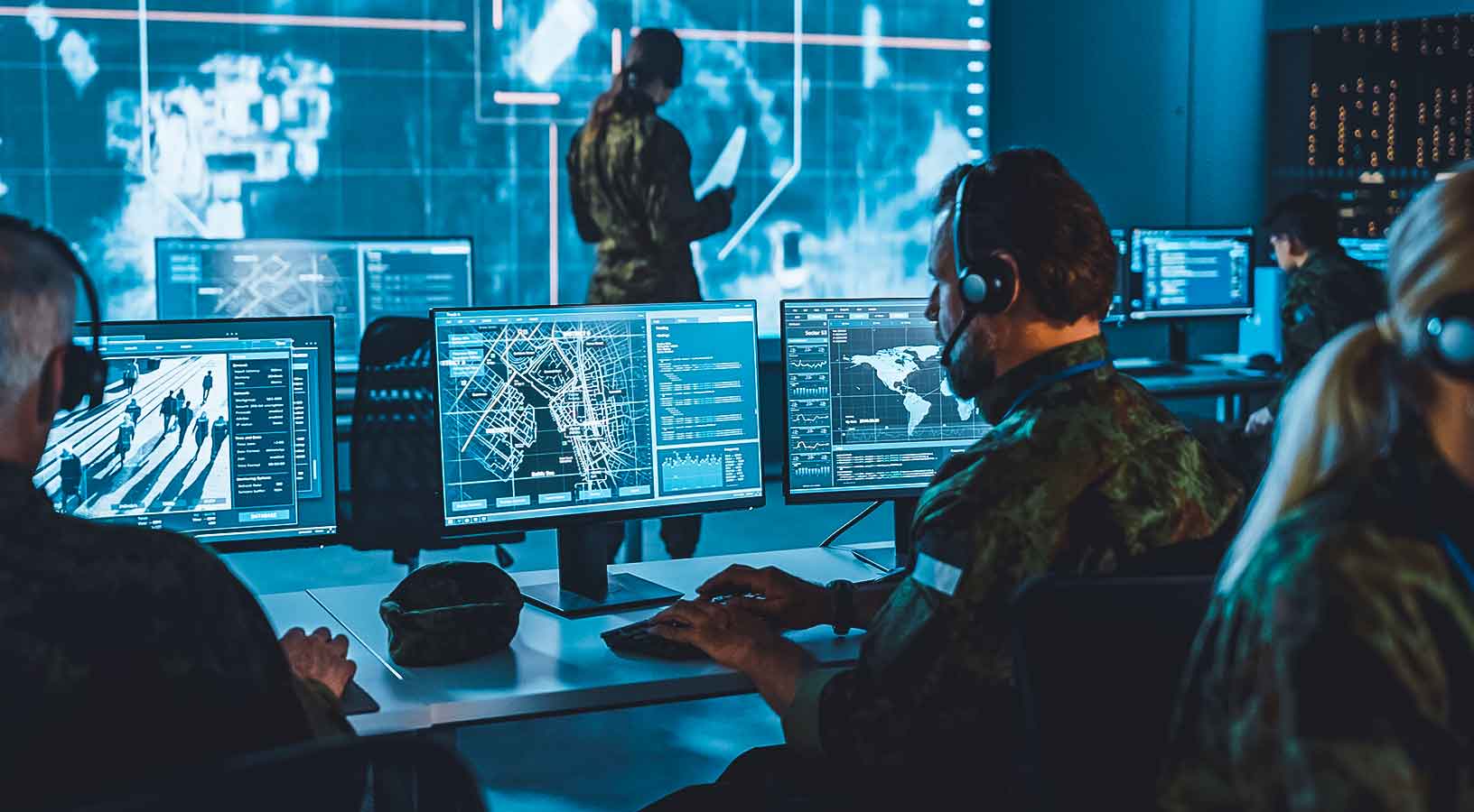 Defence unit in a command room