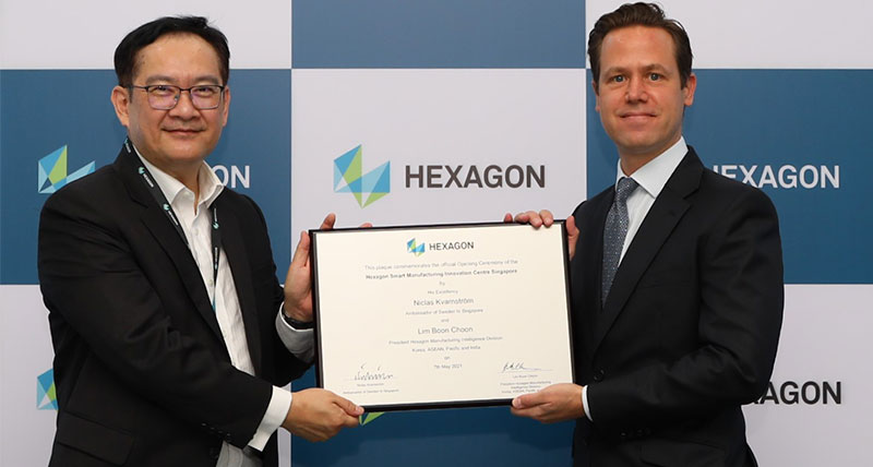 Mr. Lim Boon Choon, President, Hexagon Manufacturing Intelligence- KAI, with HE Niclas Kvarnstrom, Swedish Ambassdaor to Singapore, May 07, 2021