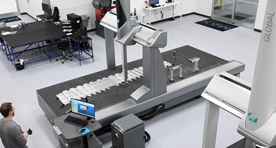 The large and complex parts often dealt with by Max Aerostructures would requiring an full working day of inspection time on the CMM, and that only after the creation of an intricate measurement program – with the HP-L-10.10, this workload can be reduced to just 7 minutes of scanning.
