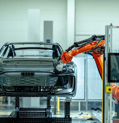 CALIPRI CB20 enables 100 % flush and gap inspection in all stages of car manufacturing lines