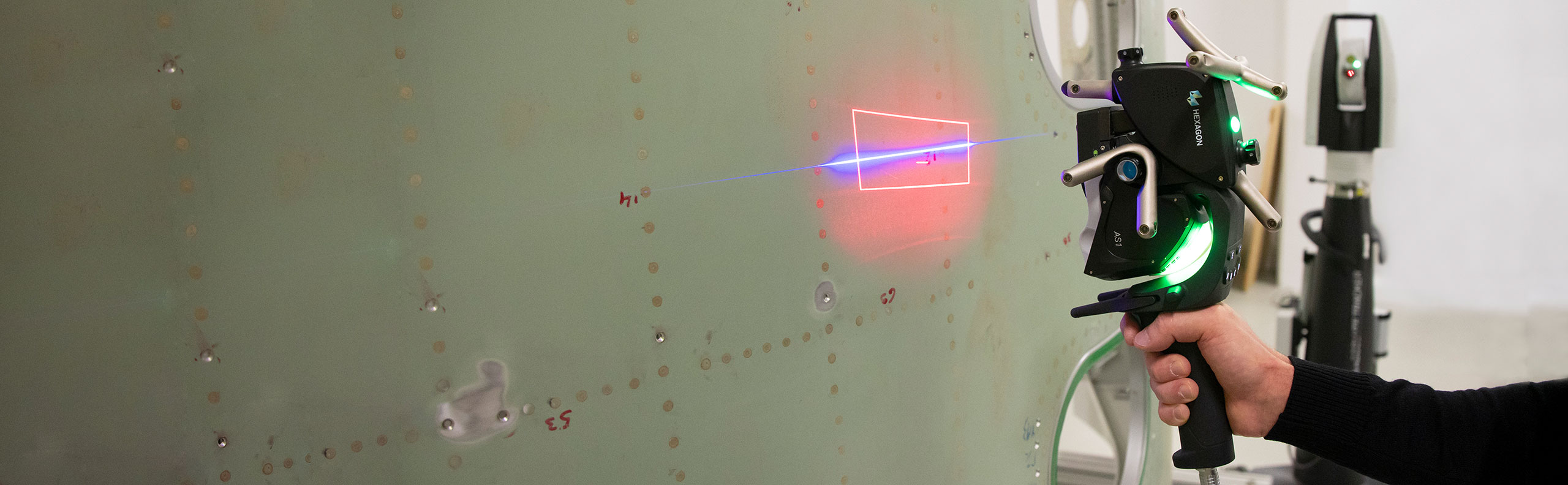 Aplikace skenování se systémem laser tracker v leteckém průmyslu