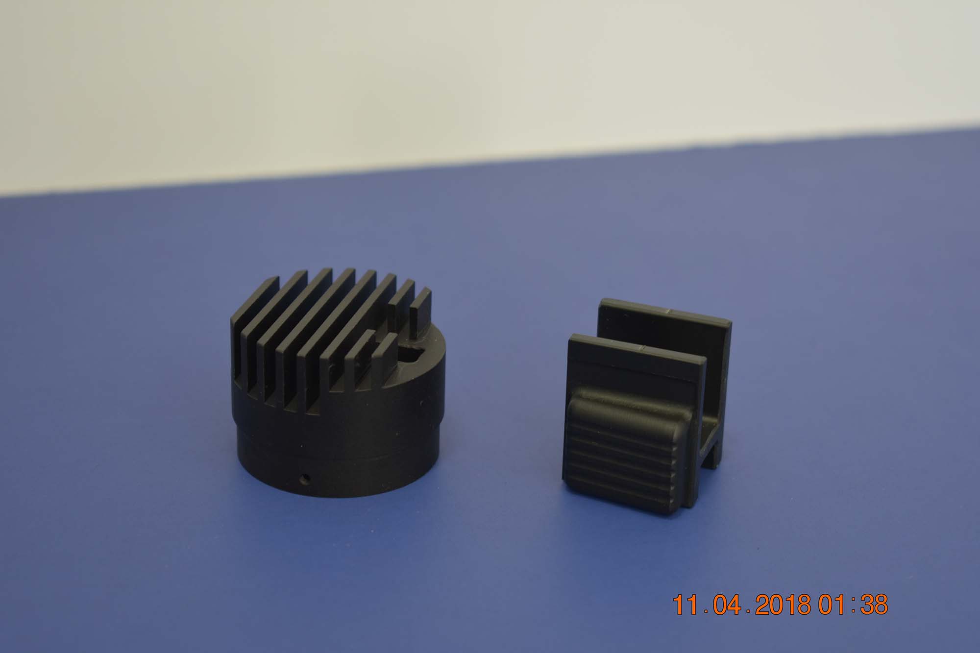 Ray Bar Science RayBar Machine Company | Hexagon