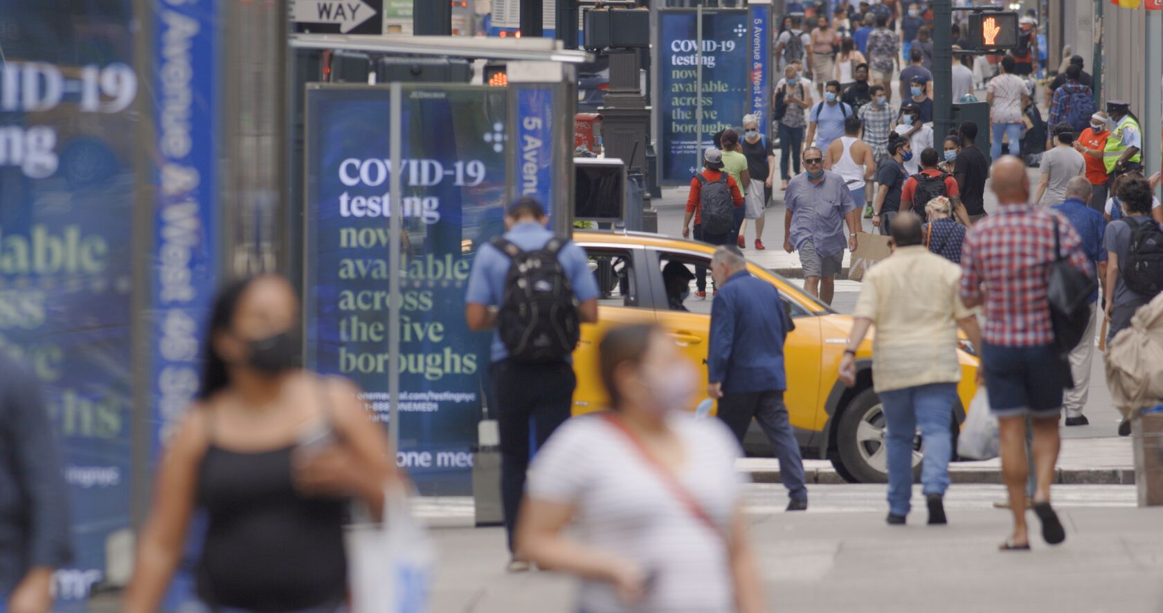 crowd wearing masks - new york city