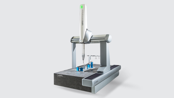 Ultra-high accuracy CMM optimised for application flexibility and short measuring times